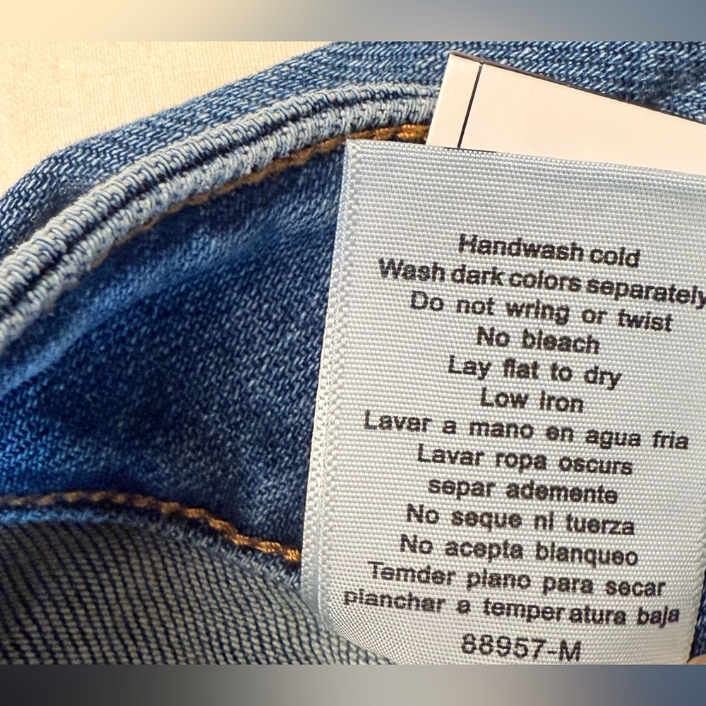 Judy Blue High Waisted Medium Wash Star Seam Detail Wide Leg jeans size22W‎ - Picture 8 of 16